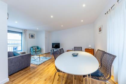 2 Bed Executive Apartment next to Liverpool Street FREE WIFI by City Stay Aparts London - image 6