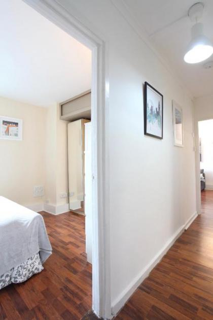 Chelsea off Kings Road One Bedroom Apartment with balcony - image 15