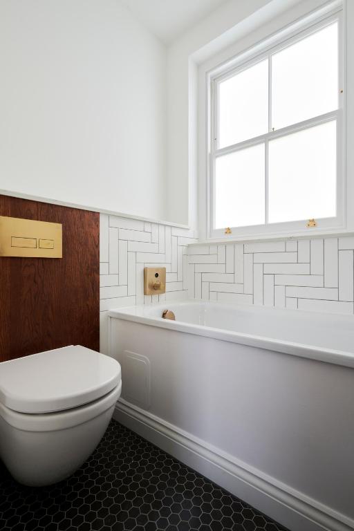 Sonder — Kensington Town House - image 2