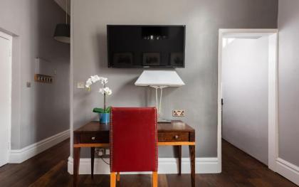 Contemporary 1 Bed in Pimlico - image 13