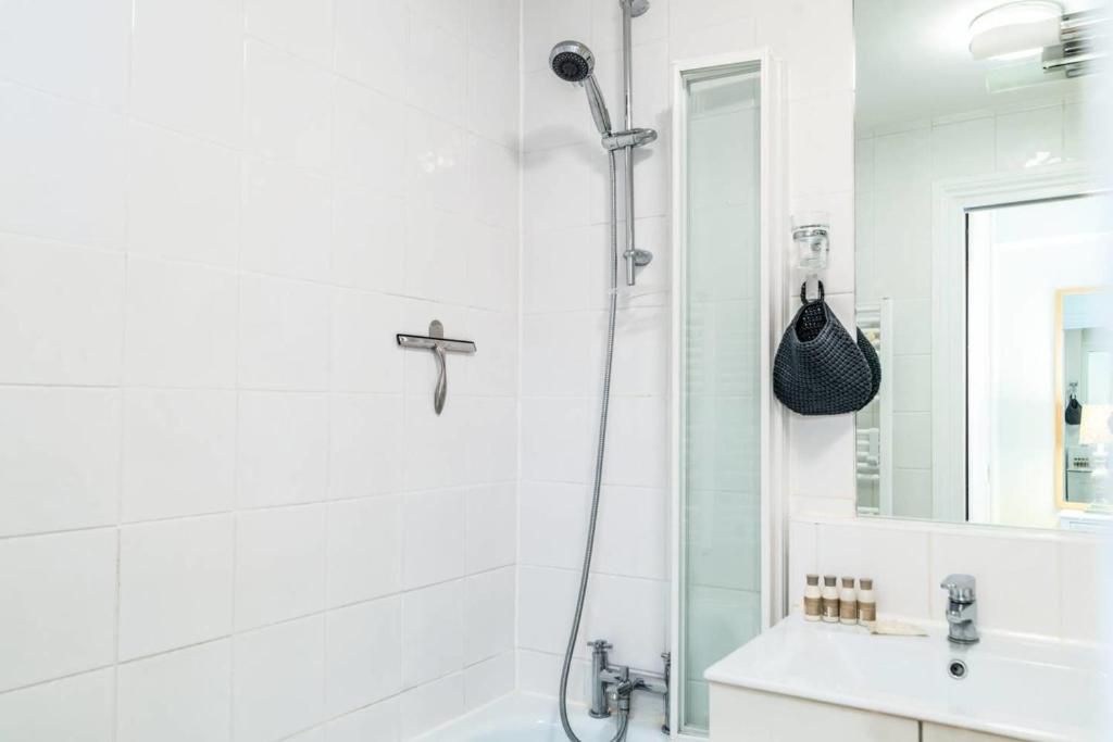 GuestReady - Gorgeous Studio in Chelsea - image 3