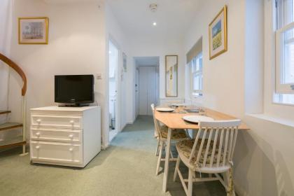 Hyde Park Serviced Apartments - image 19