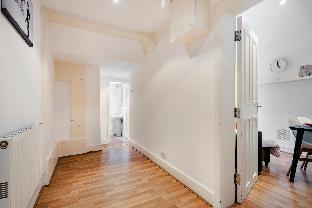 London New Apartment With Private Garden - image 7