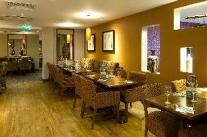 Premier Inn London Waterloo - image 11