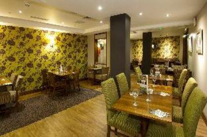 Premier Inn London Waterloo - image 18