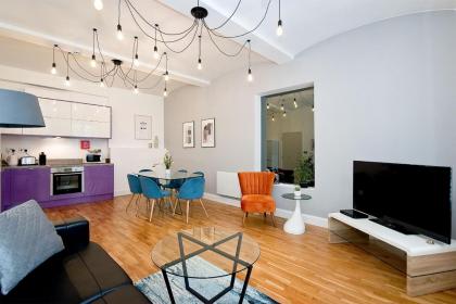 Mulberry Flat 2 - Two bedroom 1st floor by City Living London - image 4