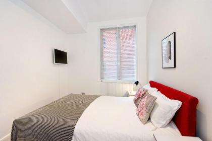 Mulberry Flat 2 - Two bedroom 1st floor by City Living London - image 8