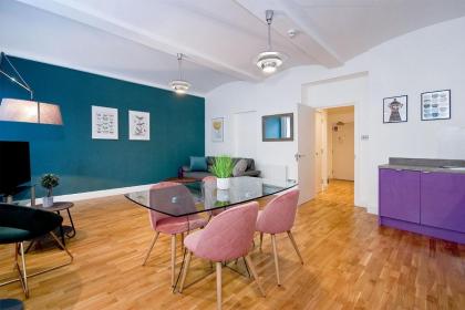 Mulberry Flat 1 - One bedroom 1st floor by City Living London - image 3