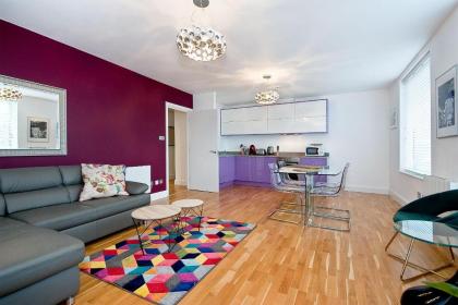 Mulberry Flat 6 - Two bedroom 3rd floor by City Living London - image 9