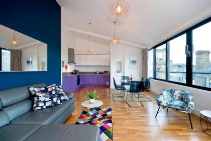 Mulberry South Penthouse by City Living London - image 10