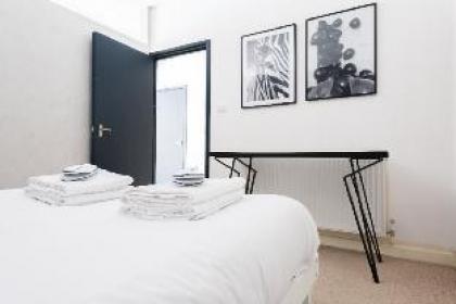 The Paddington Retreat - Elegant 4BDR in 2 Paddington Mews - image 4