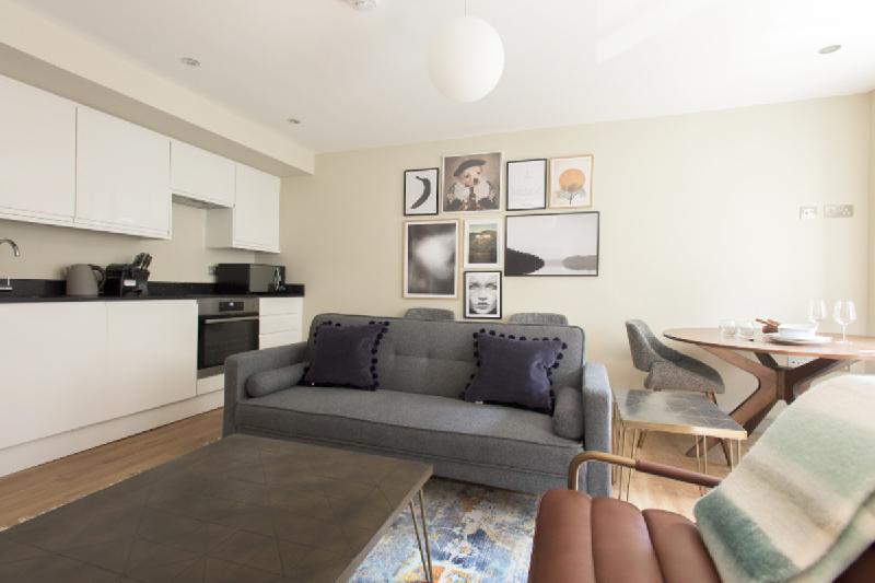 The New Bond Street Loft - Modern 1BDR City Centre Apartment - main image