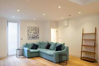 Lovely Apartment In Central London Near Victoria - image 1