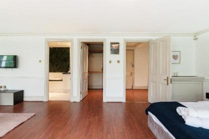 Wonderful Double bed Studio near Hyde Park #2 - image 10