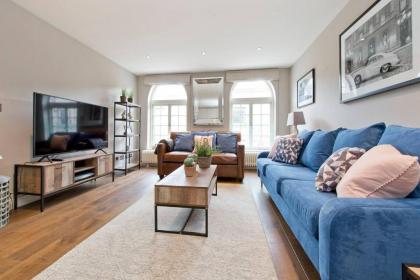 *Newly Renovated 2-Bed in Heart of Notting Hill* - image 16