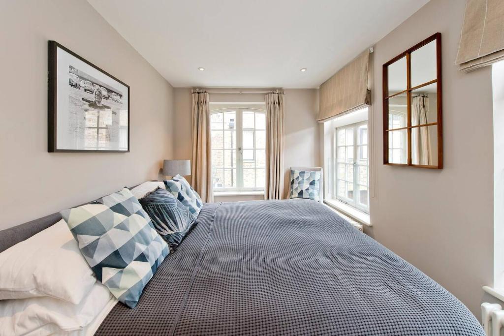 *Newly Renovated 2-Bed in Heart of Notting Hill* - image 7