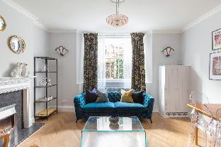 Beautiful 2 Bedroom Garden flat by Notting Hill Gate - main image