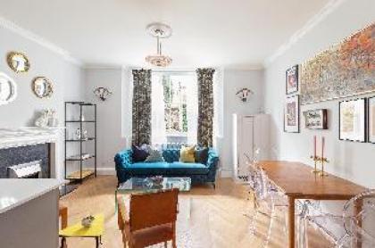 Beautiful 2 Bedroom Garden flat by Notting Hill Gate - image 14