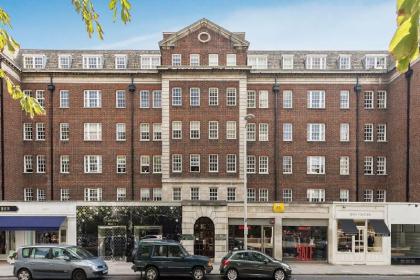 Two Bed Flat in Fashionable Chelsea - image 4