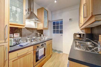 1 Bedroom Apartment in the Heart of Chelsea - image 19