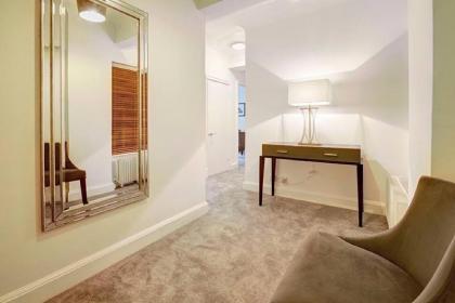 1 Bedroom Apartment in the Heart of Chelsea - image 8