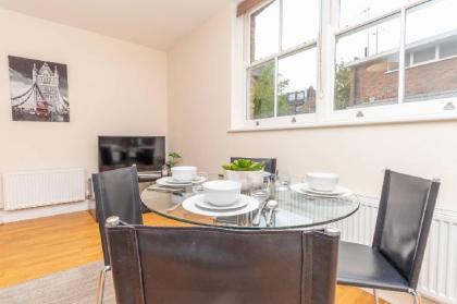 Modern Two Bedroom Apartment in Hammersmith - 203A - image 7