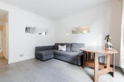 Cosy 1 Bed in High Street Kensington - image 9