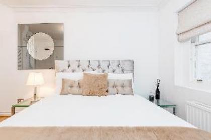 2 bed 2 bath Kensington London - image 9