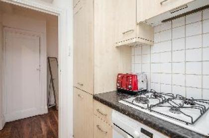 Superior 1 bed apartment in Marylebone London - image 15