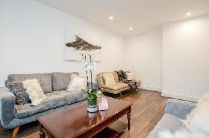 Superior 1 bed apartment in Marylebone London - image 9