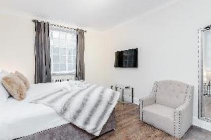 Elegant studio in Marylebone London - image 8