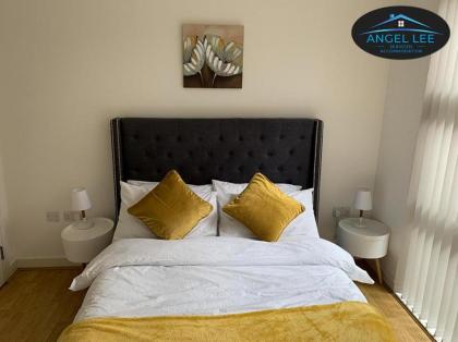 Angel Lee Serviced Accommodation Diego London 1 Bedroom Apartment - image 11