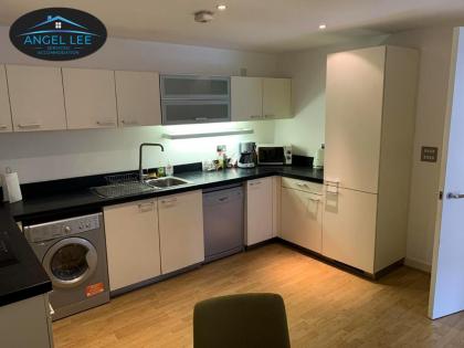 Angel Lee Serviced Accommodation Diego London 1 Bedroom Apartment - image 8