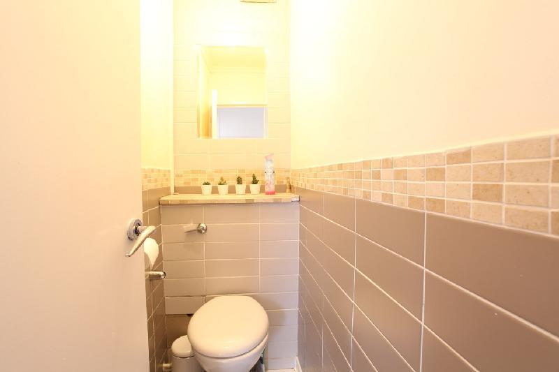 Bright Comfortable Chelsea flat - Great Location! - image 3