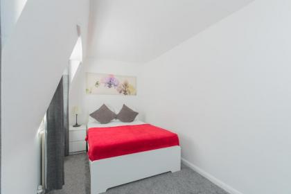 Stylish Stays by Russel Square - image 12