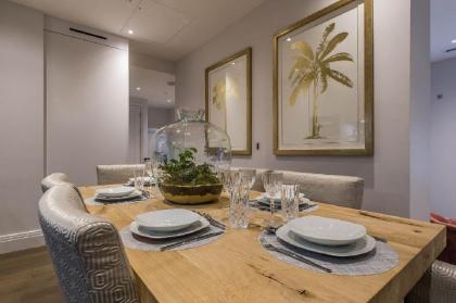 Two bedroom apartment on Chancery Lane - image 11