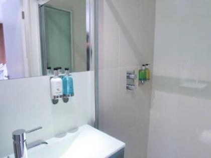 Room Home Stay - image 10