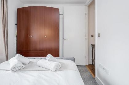 The Heart of Covent Garden Sleeps 4 - image 11