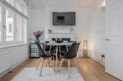 Beautiful apartment next to Covent Garden Market - image 17