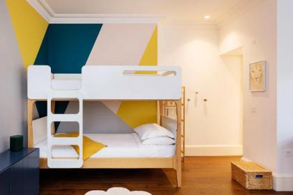 Veeve - Colourful Comfort in Earls Court - image 17