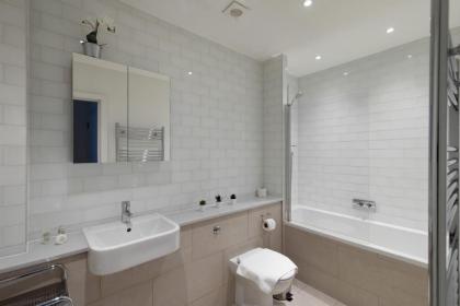 homely – Central London West End Apartments - image 15