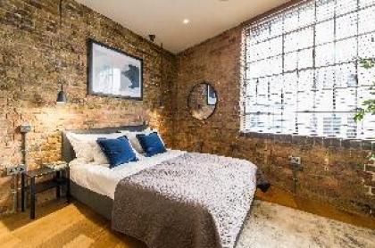 Stunning two bed stones throw to  Oxford Street - image 18