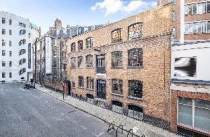 Stunning two bed stones throw to  Oxford Street - image 19