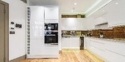 Stunning two bed stones throw to  Oxford Street - image 7