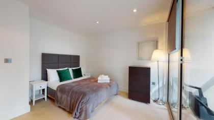 Spacious Serviced Apartments Canary Wharf - image 6