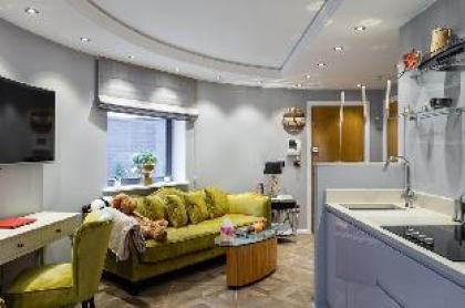 Luxury 1-bedroom flat just behind Tate Britain - image 3