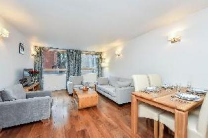 Premium serviced apartment in historic Bloomsbury - image 4