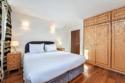 Premium serviced apartment in historic Bloomsbury - image 7