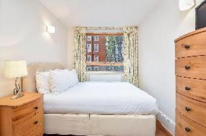 Premium serviced apartment in historic Bloomsbury - image 8