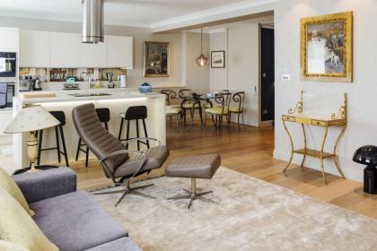 Beautiful 2 Bedroom 2 Bath Flat in South Kensington - image 7